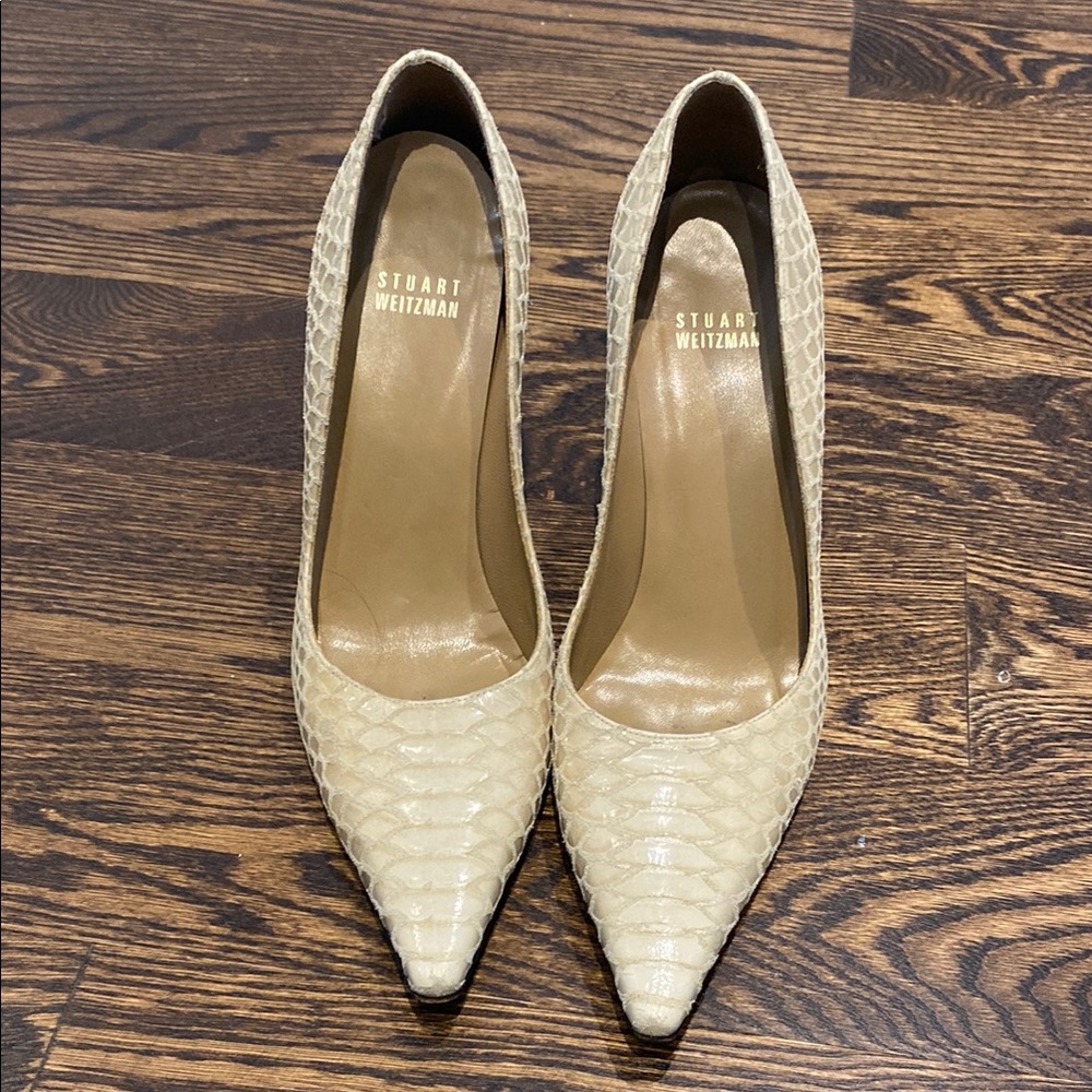Stuart Weitzman Cream Snakeskin Pointed-Toe Heels